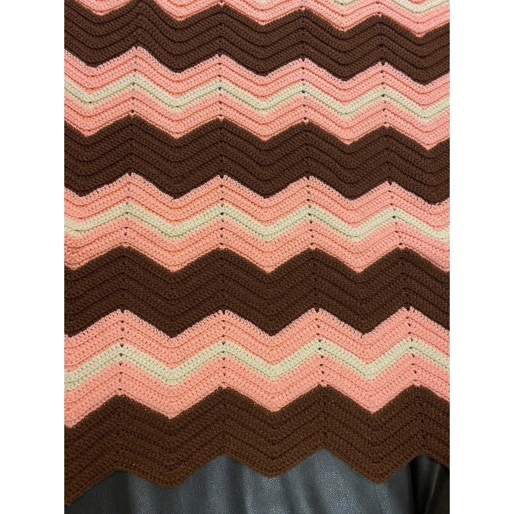 VTG Hand‎ Crochet Chevron Afghan 70's Blanket Peach/Pink, Brown, Cream 64
